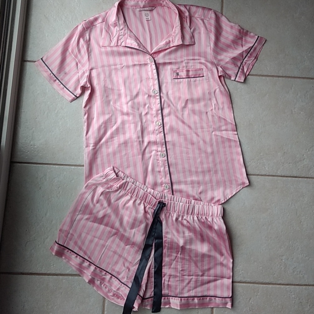 Victoria's Secret pajama set shorts